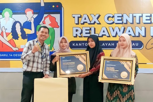 SATU LANGKAH MAJU TAX CENTER UPP DIBAWAH ARAHAN DOSEN ANDI AFRIZAL, S.E, M.SI, AK.C.A. DAN DR. AFRIJAL, S.E, M.M, AK.C.A. , RAIH PREDIKAT TERBAIK TINGKAT PROVINSI 2023